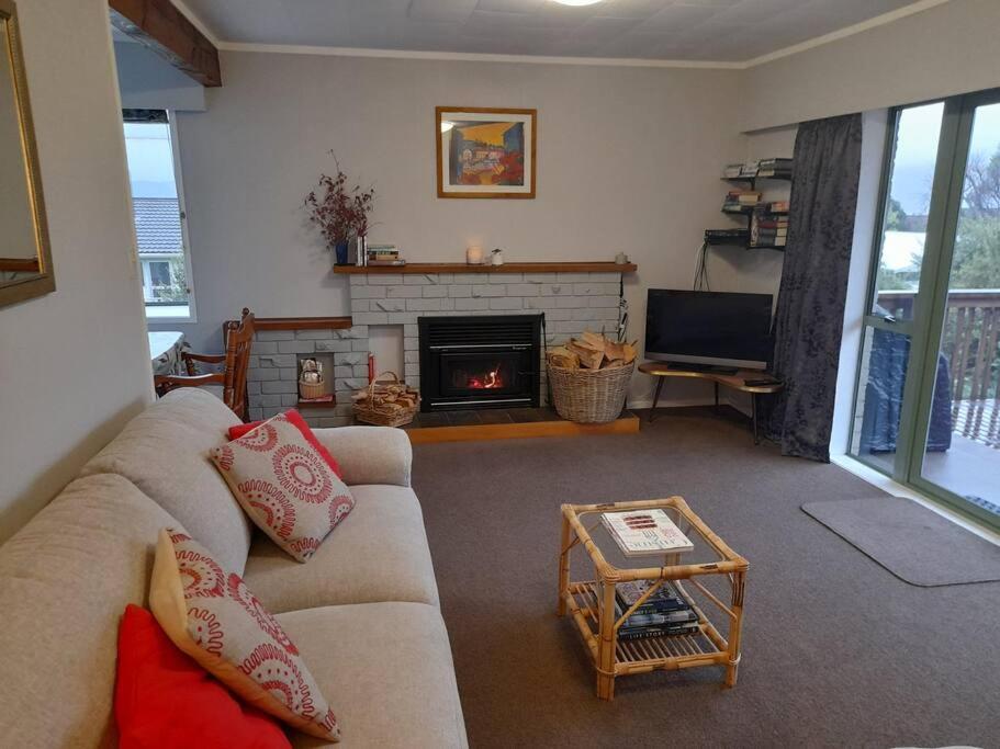 Lake Rotoiti Lakehouse Retreat Роторуа Екстериор снимка